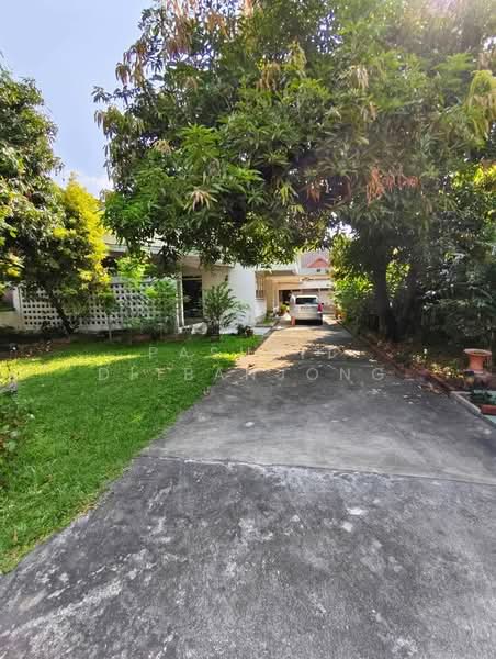 3-BR House, Bangkok, Samsen Nai, Phaya Thai, Bangkok, 3 Bedrooms, 263 sqm, Single Detached House For Sale, by Pasupit Ditbanjong, 500300855 - DDproperty.com