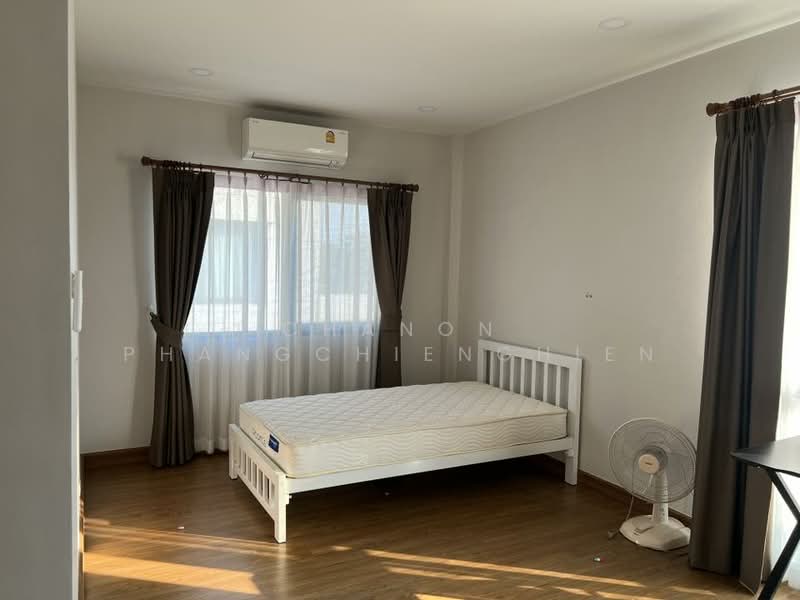 CENTRO Donmueang-Chaengwattana, Pathum Thani, Ban Mai, Muang Pathum Thani, Pathum Thani, 4 Bedrooms, 209 sqm, Single Detached House For Rent, by Chanon Phangchienghien, 500300868 - DDproperty.com