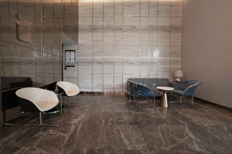 Vtara Sukhumvit 36, Bangkok, 118 Soi Saen Sabai, Phra Kanong, Khlong Toei, Bangkok, 1 Bedroom, 29 sqm, Condo For Rent, by Kawinthip Wisesdenchai, 500300890 - DDproperty.com