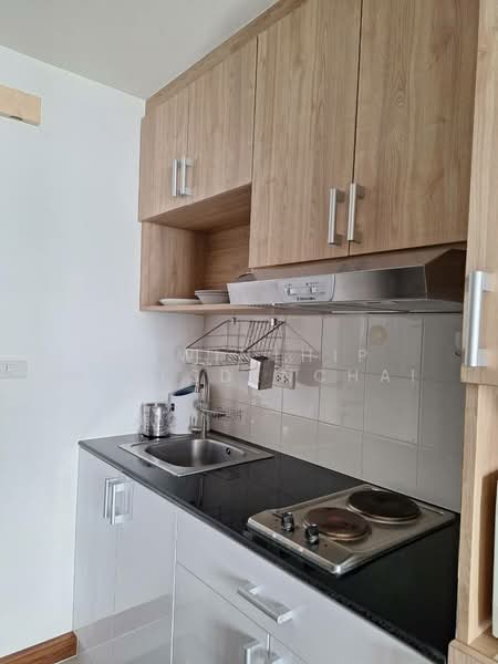 The Clover Thonglor Residence, Bangkok, Soi Sukhumvit 55, Khlong Tan Nua, Watthana, Bangkok, 1 Bedroom, 37 sqm, Condo For Rent, by Kawinthip Wisesdenchai, 500300900 - DDproperty.com