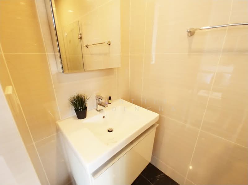 Park Origin Phrom Phong (Park 24), Bangkok, 68 Soi Sukhumvit 24, Khong Tan, Khlong Toei, Bangkok, 1 Bedroom, 29 sqm, Condo For Rent, by Kawinthip Wisesdenchai, 500300954 - DDproperty.com