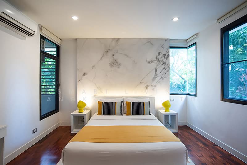 Benviar Tonson Residence, Bangkok, 58 Soi Tonson, Lumphini, Pathum Wan, Bangkok, 4 Bedrooms, 300 sqm, Condo For Rent, by Smart Living Bangkok Co.,Ltd., 500301059 - DDproperty.com