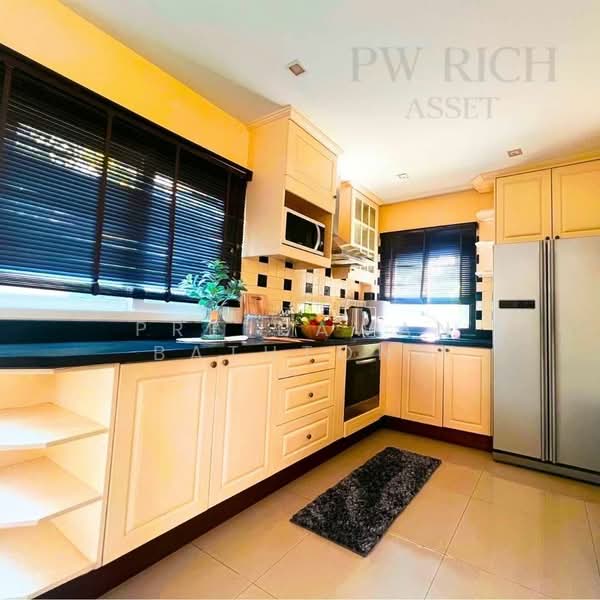 2-BR Villa, Chon Buri (Pattaya), Nong Pru, Bang Lamung (Pattaya), Chon Buri (Pattaya), 2 Bedrooms, 220 sqm, Villa For Rent, by Patchara Srisak, 500301076 - DDproperty.com
