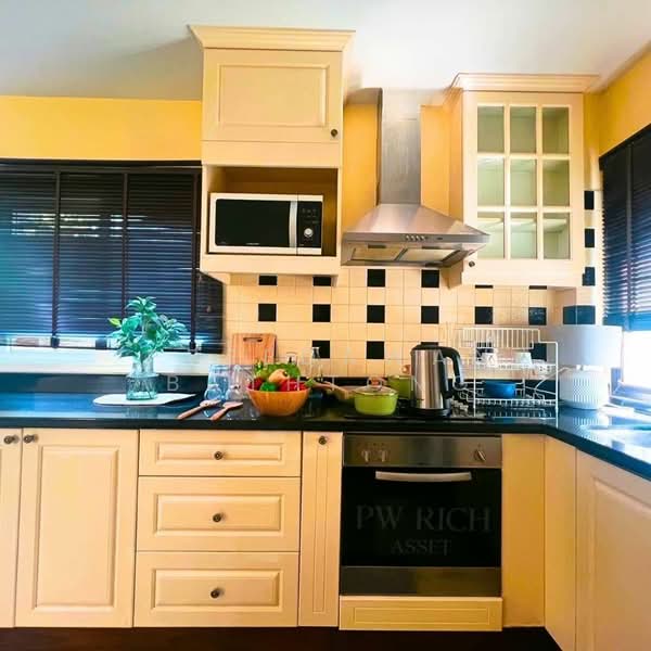 2-BR Villa, Chon Buri (Pattaya), Nong Pru, Bang Lamung (Pattaya), Chon Buri (Pattaya), 2 Bedrooms, 220 sqm, Villa For Rent, by Patchara Srisak, 500301076 - DDproperty.com