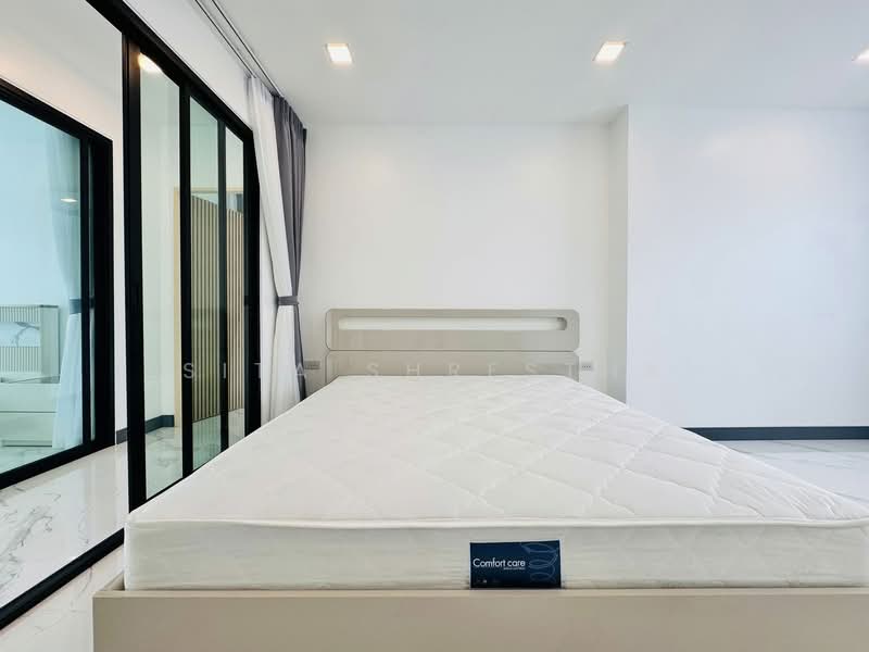 undefined, Chon Buri (Pattaya), Nong Pru, Bang Lamung (Pattaya), Chon Buri (Pattaya), 5 Bedrooms, 200 sqm, Villa For Sale, by Sita Shrestha, 500301130 - DDproperty.com