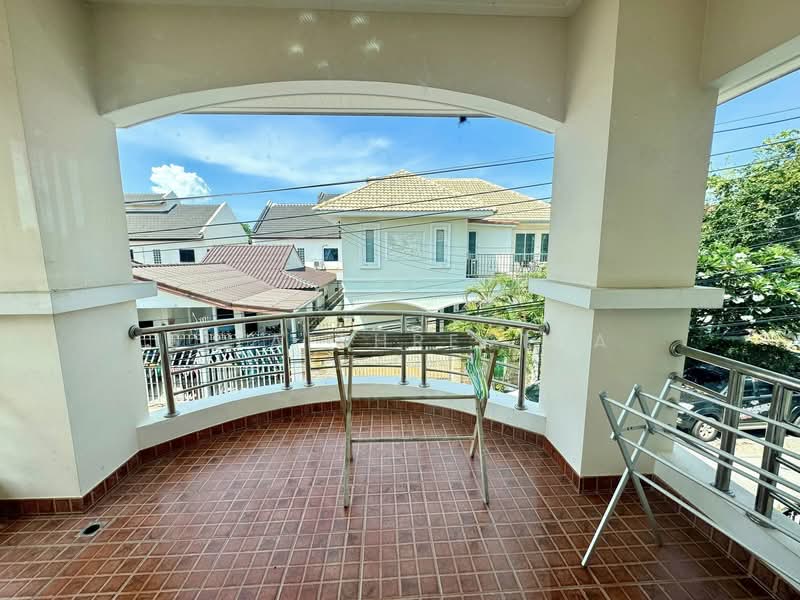 4-BR House, Chon Buri (Pattaya), Nong Pru, Bang Lamung (Pattaya), Chon Buri (Pattaya), 4 Bedrooms, 304 sqm, Single Detached House For Sale, by Sita Shrestha, 500301283 - DDproperty.com