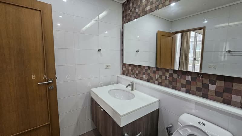 Baan Sukhumvit 27, Bangkok, Soi Sukhumvit 27, Khlongtoei Nua, Watthana, Bangkok, 2 Bedrooms, 150 sqm, Condo For Rent, by BANGKOK PROPERTY AGENTS, 500301294 - DDproperty.com