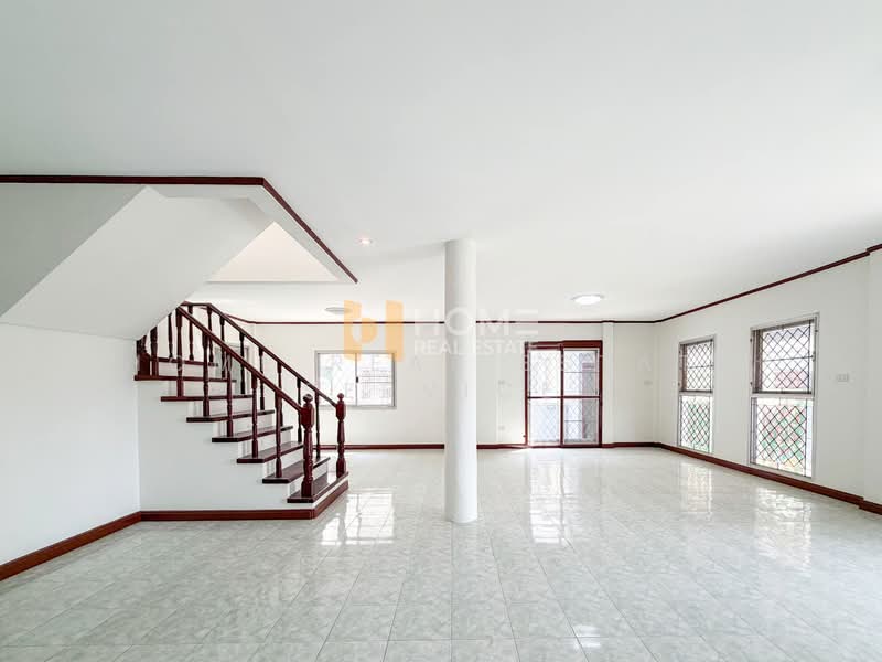 หมู่บ้านสิรธานี, Nonthaburi, Mahasawat, Bang Kruai, Nonthaburi, 3 Bedrooms, 143 sqm, Single Detached House For Sale, by HOME Real Estate Service, 500301295 - DDproperty.com