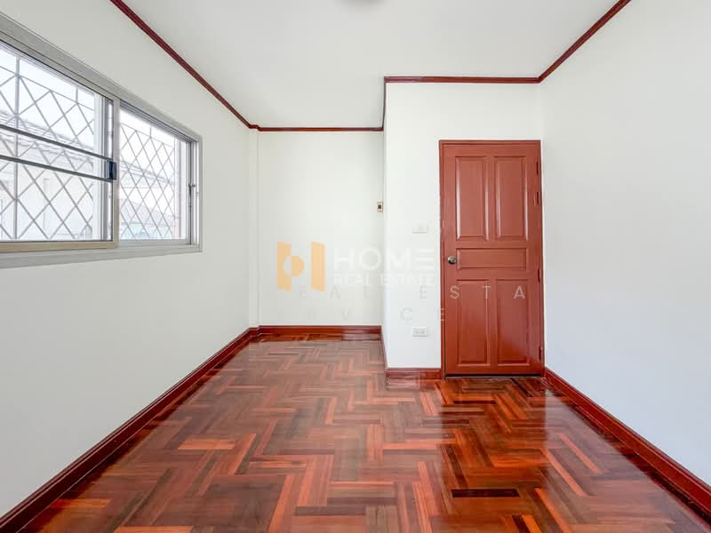 หมู่บ้านสิรธานี, Nonthaburi, Mahasawat, Bang Kruai, Nonthaburi, 3 Bedrooms, 143 sqm, Single Detached House For Sale, by HOME Real Estate Service, 500301295 - DDproperty.com