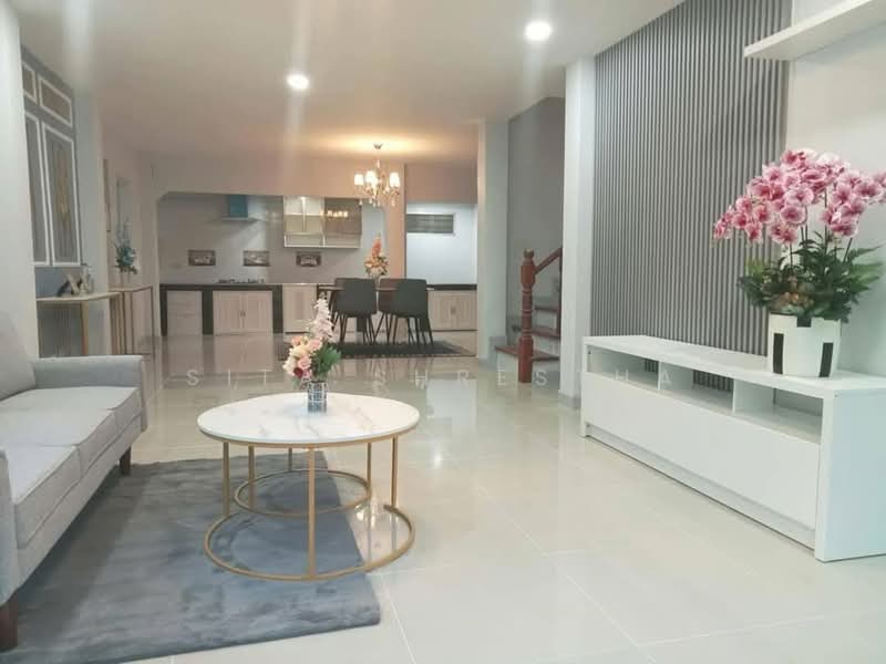 5-BR Semi-detached House, Chon Buri (Pattaya), Nong Pru, Bang Lamung (Pattaya), Chon Buri (Pattaya), 5 Bedrooms, 180 sqm, Semi-Detached House (Twin House) For Sale, by Sita Shrestha, 500301309 - DDproperty.com