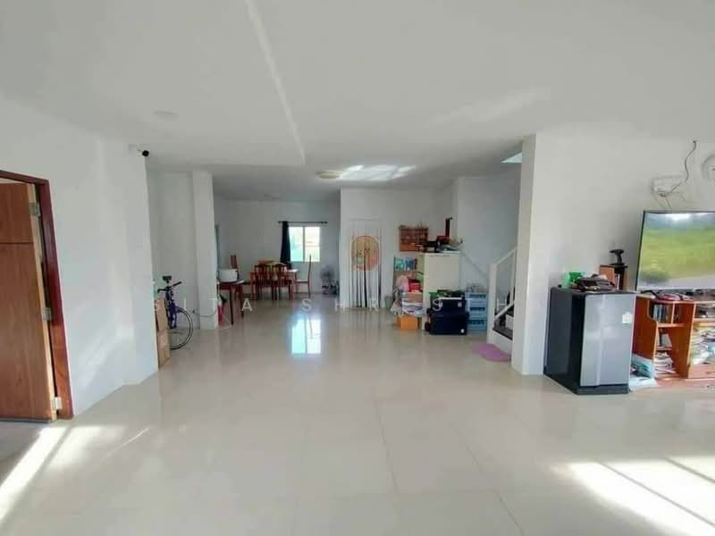 4-BR House, Chon Buri (Pattaya), Poong, Bang Lamung (Pattaya), Chon Buri (Pattaya), 4 Bedrooms, 325 sqm, Single Detached House For Sale, by Sita Shrestha, 500301312 - DDproperty.com