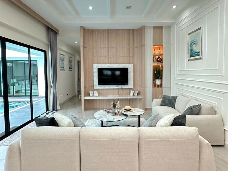 Pool Villa for Sale Huai Yai Pattaya Private Jacuzzi Pool, Chon Buri (Pattaya), Bang Lamung, Bang Lamung (Pattaya), Chon Buri (Pattaya), 4 Bedrooms, 448 sqm, Villa For Sale, by PLC real estate, 500301325 - DDproperty.com