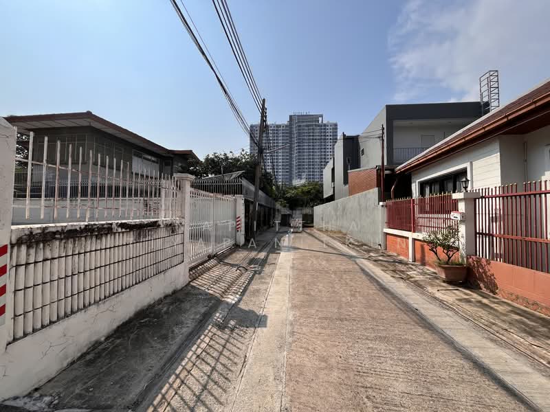 ถนนนางลิ้นจี่, กรุงเทพ, นางลิ้นจี่, ช่องนนทรี, ยานนาวา, กรุงเทพ, 220 ตร.ม., ที่ดิน ขาย, โดย Napittha Tiyapanitkun, 500301334 - DDproperty.com
