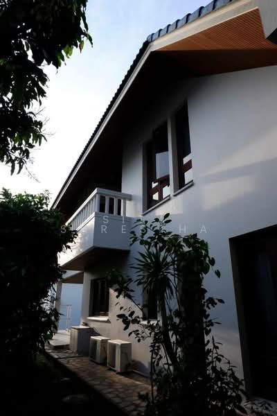 4-BR House, Chon Buri (Pattaya), Huai Yai, Bang Lamung (Pattaya), Chon Buri (Pattaya), 4 Bedrooms, 200 sqm, Single Detached House For Sale, by Sita Shrestha, 500301359 - DDproperty.com