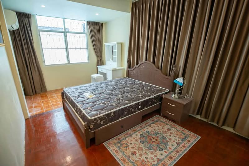 บ้าน 4-ห้องนอน, ชลบุรี, หนองปรือ, บางละมุง, ชลบุรี, 192 ตร.ม., บ้านเดี่ยว ขาย, โดย Sita Shrestha, 500301396 - DDproperty.com