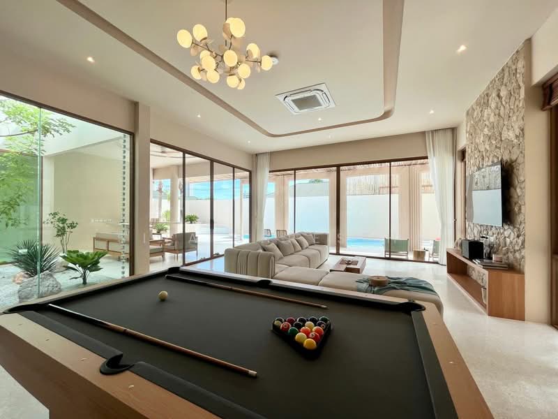 9-BR Villa, Chon Buri (Pattaya), Nong Pru, Bang Lamung (Pattaya), Chon Buri (Pattaya), 9 Bedrooms, 930 sqm, Villa For Sale, by Sita Shrestha, 500301399 - DDproperty.com