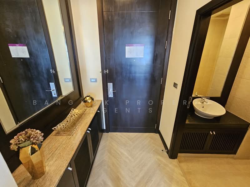 Grand Mercure Bangkok Asoke Residence, Bangkok, 50 5 Soi Sukhumvit 19, Khlong Tan Nua, Watthana, Bangkok, 3 Bedrooms, 220 sqm, Condo For Rent, by BANGKOK PROPERTY AGENTS, 500301401 - DDproperty.com