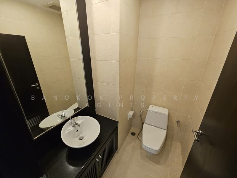 Grand Mercure Bangkok Asoke Residence, Bangkok, 50 5 Soi Sukhumvit 19, Khlong Tan Nua, Watthana, Bangkok, 3 Bedrooms, 220 sqm, Condo For Rent, by BANGKOK PROPERTY AGENTS, 500301401 - DDproperty.com