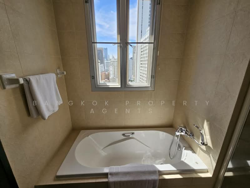Grand Mercure Bangkok Asoke Residence : แกรนด์ เมอร์เคียว อโศก เรสซิเดนซ์, กรุงเทพ, 50 5 ซอย สุขุมวิท 19, คลองตันเหนือ, วัฒนา, กรุงเทพ, 220 ตร.ม., คอนโด ให้เช่า, โดย BANGKOK PROPERTY AGENTS, 500301401 - DDproperty.com
