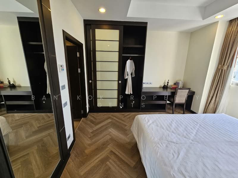 Grand Mercure Bangkok Asoke Residence, Bangkok, 50 5 Soi Sukhumvit 19, Khlong Tan Nua, Watthana, Bangkok, 3 Bedrooms, 220 sqm, Condo For Rent, by BANGKOK PROPERTY AGENTS, 500301401 - DDproperty.com
