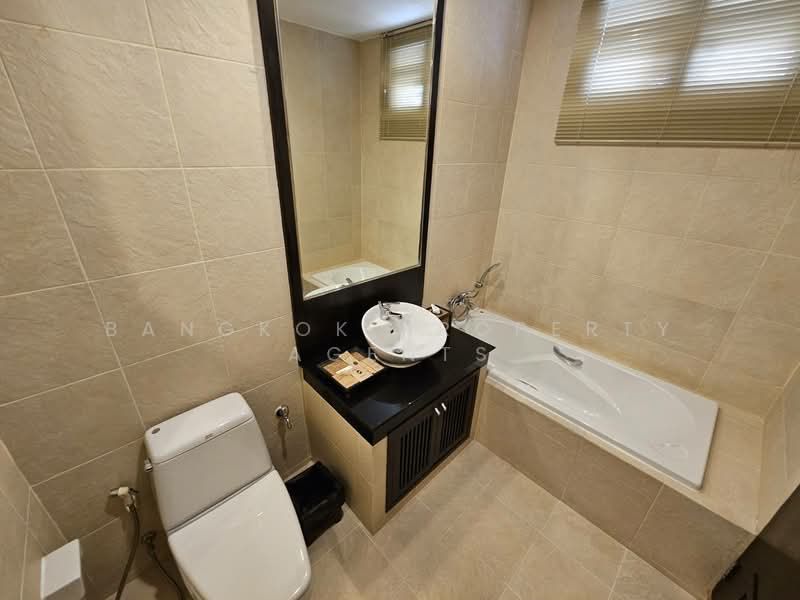 Grand Mercure Bangkok Asoke Residence : แกรนด์ เมอร์เคียว อโศก เรสซิเดนซ์, กรุงเทพ, 50 5 ซอย สุขุมวิท 19, คลองตันเหนือ, วัฒนา, กรุงเทพ, 220 ตร.ม., คอนโด ให้เช่า, โดย BANGKOK PROPERTY AGENTS, 500301401 - DDproperty.com