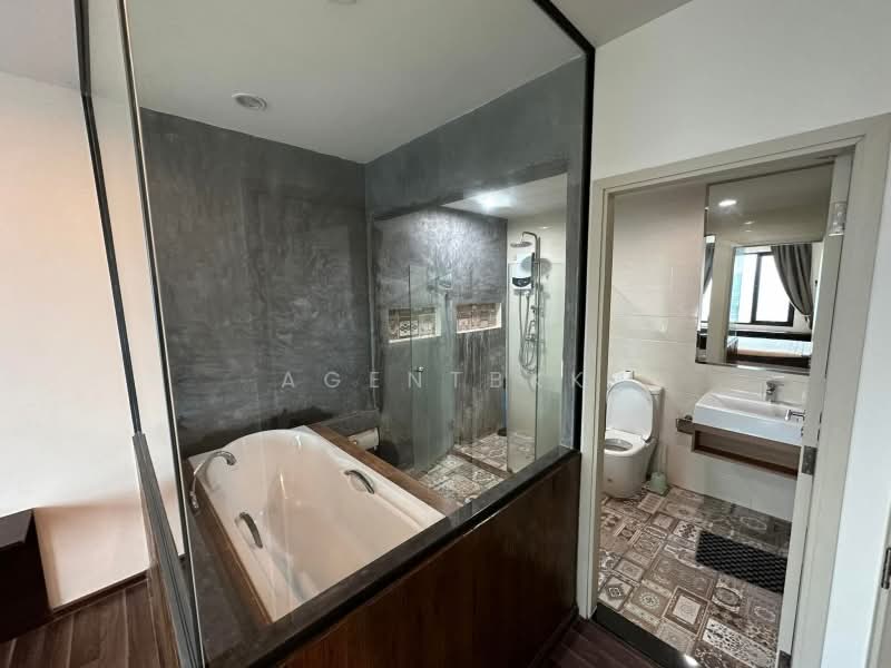 The Gallery Bearing, Samut Prakan, Sukhumvit 107 Road, Samrong Nua, Muang Samut Prakarn, Samut Prakan, 2 Bedrooms, 66 sqm, Condo For Rent, by Agentbkk, 500301405 - DDproperty.com