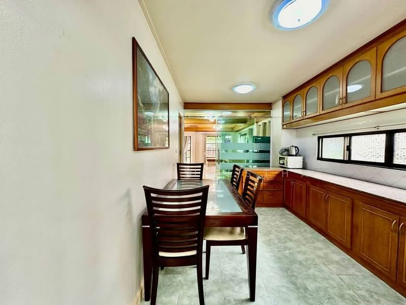 5-BR House, Chon Buri (Pattaya), Surasak, Si Racha, Chon Buri (Pattaya), 5 Bedrooms, 377 sqm, Single Detached House For Sale, by Sita Shrestha, 500301408 - DDproperty.com