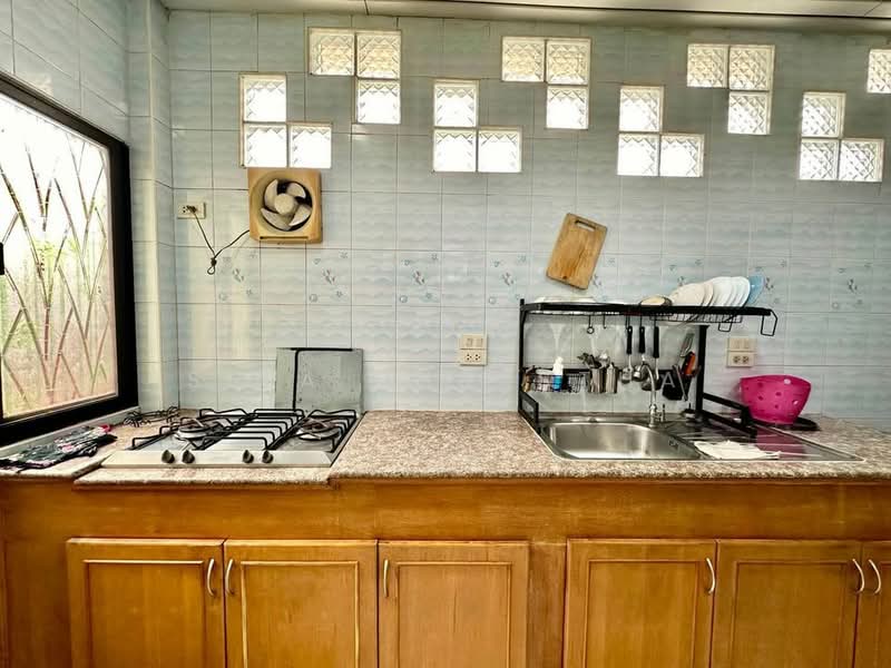 5-BR House, Chon Buri (Pattaya), Surasak, Si Racha, Chon Buri (Pattaya), 5 Bedrooms, 377 sqm, Single Detached House For Sale, by Sita Shrestha, 500301408 - DDproperty.com