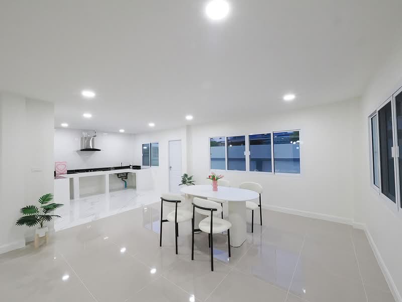 ม.อู่ทองเพลส2, Pathum Thani, ลำลูกกา, Khu Khot, Lam Luk Ka, Pathum Thani, 3 Bedrooms, 450 sqm, Single Detached House For Sale, by wipa รุ่งธุระ, 500301436 - DDproperty.com