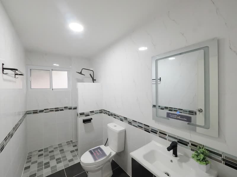 ม.อู่ทองเพลส2, Pathum Thani, ลำลูกกา, Khu Khot, Lam Luk Ka, Pathum Thani, 3 Bedrooms, 450 sqm, Single Detached House For Sale, by wipa รุ่งธุระ, 500301436 - DDproperty.com