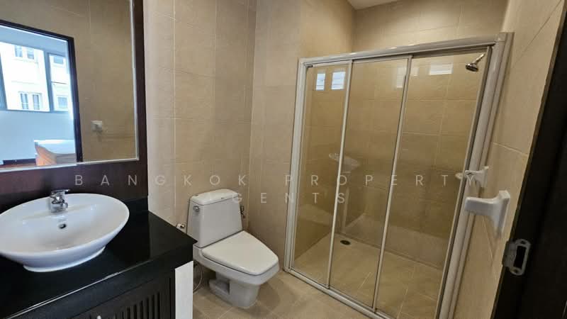 Grand Mercure Bangkok Asoke Residence, Bangkok, 50 5 Soi Sukhumvit 19, Khlong Tan Nua, Watthana, Bangkok, 3 Bedrooms, 155 sqm, Condo For Rent, by BANGKOK PROPERTY AGENTS, 500301439 - DDproperty.com