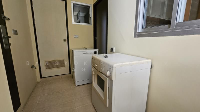 Grand Mercure Bangkok Asoke Residence, Bangkok, 50 5 Soi Sukhumvit 19, Khlong Tan Nua, Watthana, Bangkok, 3 Bedrooms, 155 sqm, Condo For Rent, by BANGKOK PROPERTY AGENTS, 500301439 - DDproperty.com