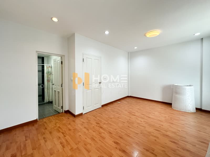 The Trust City Ngamwongwan 25, Nonthaburi, Bang Khen, Muang Nonthaburi, Nonthaburi, 3 Bedrooms, 180 sqm, Single Detached House For Sale, by HOME Real Estate Service, 500301527 - DDproperty.com
