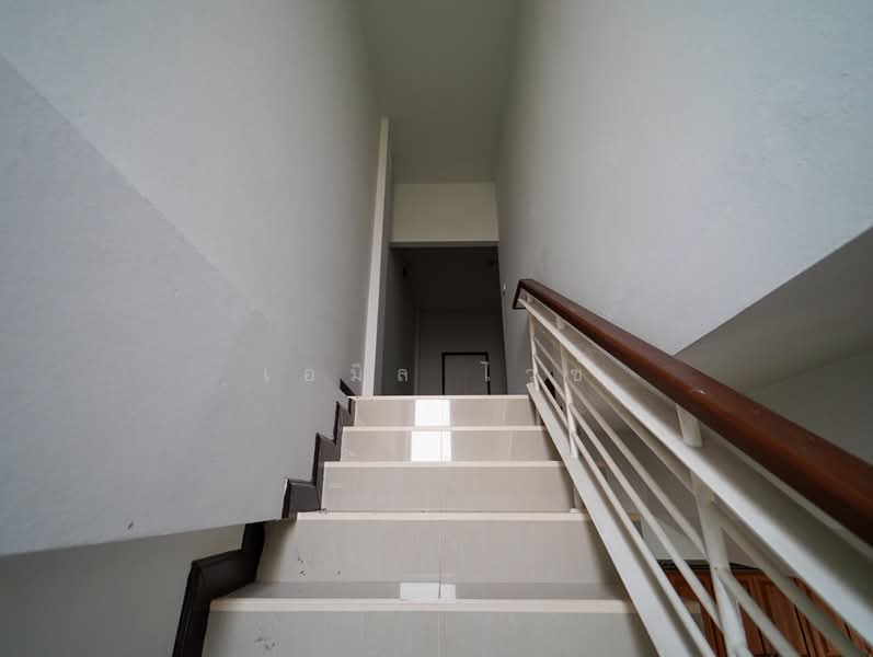 Nong Chom, Chiang Mai, Nong Chom, San Sai, Chiang Mai, 3 Bedrooms, 254 sqm, Townhouse For Sale, by Emil Weiss, 500301551 - DDproperty.com