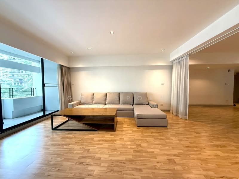 Villa Bajaj, Bangkok, Soi Sukhumvit 19, Khlongtoei Nua, Watthana, Bangkok, 3 Bedrooms, 240 sqm, Condo For Rent, by Gochaporn Fongsupa, 500301600 - DDproperty.com