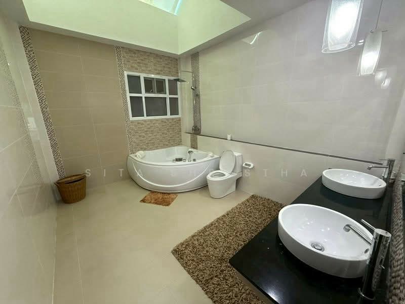 Baan Dusit Pattaya Garden, Chon Buri (Pattaya), Huai Yai, Bang Lamung (Pattaya), Chon Buri (Pattaya), 4 Bedrooms, 233 sqm, Single Detached House For Sale, by Sita Shrestha, 500301601 - DDproperty.com