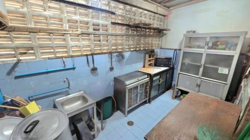 For Sale - ทาวน์เฮ้าส์ บางเขน สุขาภิบาล 5 ซอย 64 กรุงเทพ บ้านสวย ราคาถูก, Bangkok