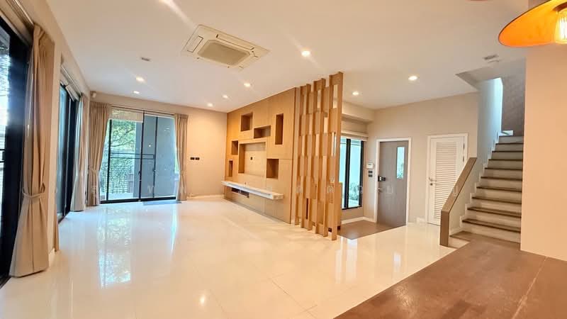 Private Nirvana Residence North-East : ไพรเวท เนอวานา เรสซิเดนซ์ นอร์ท-อีส, กรุงเทพ, ซอย โยธินพัฒนา 11 แยก 7, คลองจั่น, บางกะปิ, กรุงเทพ, 350 ตร.ม., บ้านเดี่ยว ขาย, โดย สุเทพ รอดด้วยบุญ, 500301639 - DDproperty.com
