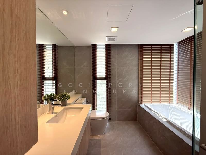 Piya Apartment Sukhumvit 15 : ปิยะ อพาร์ทเม้นท์ สุขุมวิท 15, กรุงเทพ, 99 สุขุมวิท 15, คลองเตยเหนือ, วัฒนา, กรุงเทพ, 142 ตร.ม., คอนโด ให้เช่า, โดย Gochaporn Fongsupa, 500301658 - DDproperty.com