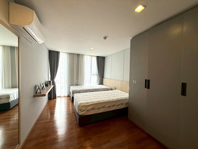 Piya Apartment Sukhumvit 15, Bangkok, 99 Sukhumvit 15, Khlongtoei Nua, Watthana, Bangkok, 3 Bedrooms, 142 sqm, Condo For Rent, by Gochaporn Fongsupa, 500301658 - DDproperty.com