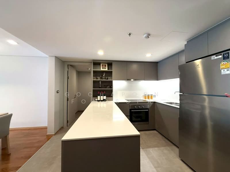 Piya Apartment Sukhumvit 15, Bangkok, 99 Sukhumvit 15, Khlongtoei Nua, Watthana, Bangkok, 3 Bedrooms, 142 sqm, Condo For Rent, by Gochaporn Fongsupa, 500301658 - DDproperty.com
