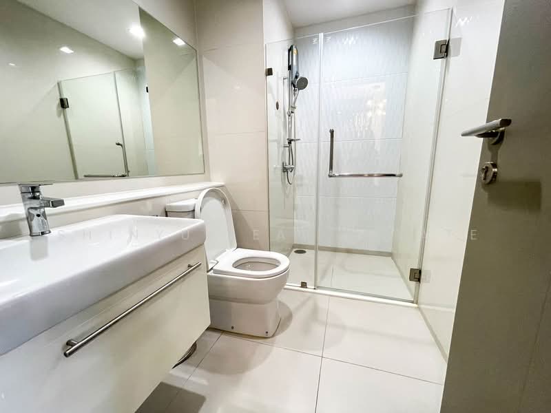 Life Asoke Hype, Bangkok, 339 Chaturathit Rd, Makkasan, Ratchathewi, Bangkok, 2 Bedrooms, 40 sqm, Condo For Rent, by Shinyu Real Estate, 500301692 - DDproperty.com