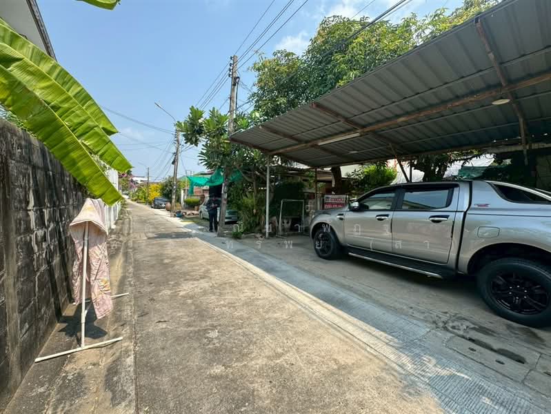 For Sale - ที่ดิน+บ้าน 50 ตร.ว. ซอยจรัญสนิทวงศ์67 แยก2 ซอยอาบสมบูรณ์, Bangkok