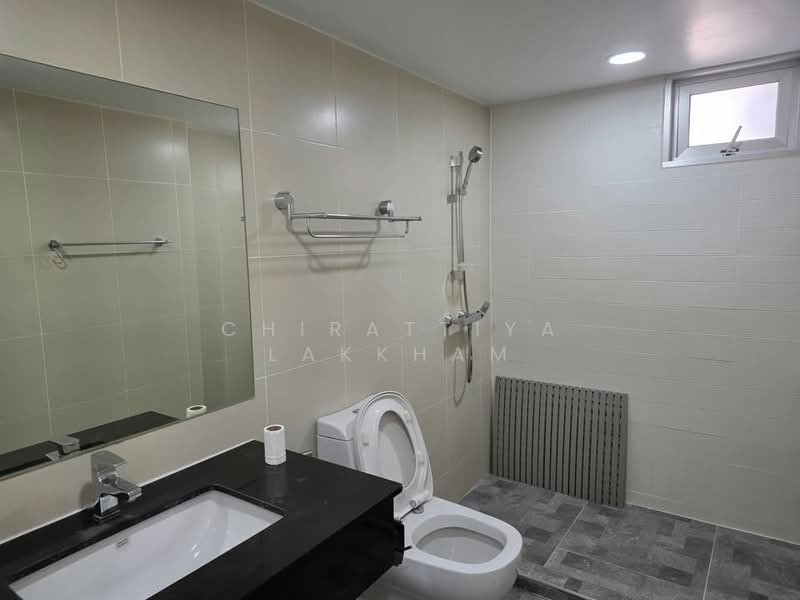 Belle Grand Rama 9, Bangkok, 131 Rama 9 Road, Huai Khwang, Huai Khwang, Bangkok, 2 Bedrooms, 68 sqm, Condo For Rent, by Chirattiya Lakkham, 500301759 - DDproperty.com
