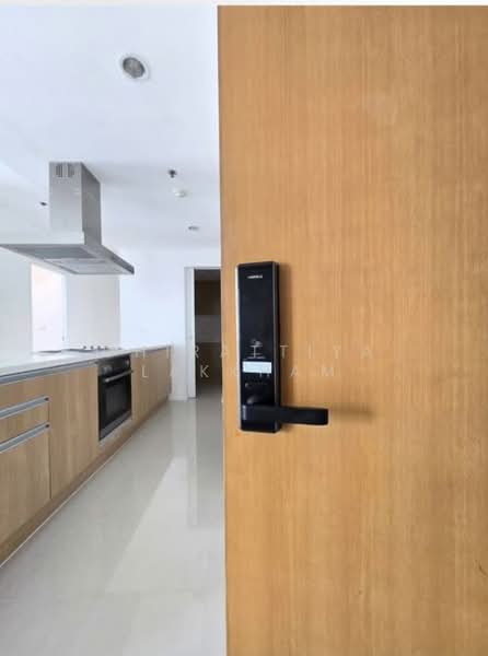 Villa Asoke, Bangkok, 1588 New Petchburi Road, Makkasan, Ratchathewi, Bangkok, 4 Bedrooms, 313 sqm, Condo For Rent, by Chirattiya Lakkham, 500301763 - DDproperty.com