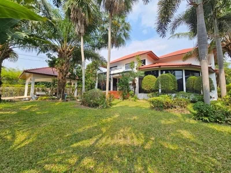 undefined, Chon Buri (Pattaya), Nong Pru, Bang Lamung (Pattaya), Chon Buri (Pattaya), 4 Bedrooms, 1,052 sqm, Villa For Sale, by Sita Shrestha, 500301770 - DDproperty.com