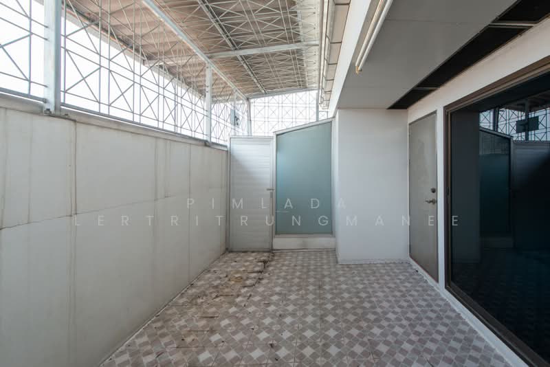 Sri Krung Village Rama 3, Bangkok, Chong Nonsi, Yan Nawa, Bangkok, 5 Bedrooms, 400 sqm, Townhouse For Sale, by Pimlada Lertritrungmanee, 500301784 - DDproperty.com