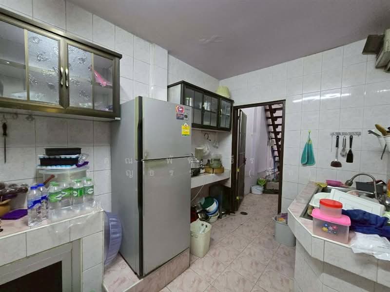 ทาวน์เฮ้าส์ 2 ชั้น 39.6 ตร.ว. ทาวน์เฮ้าส์ ซอยด่านสำโรง37 ถนนศรีนครินทร์, สมุทรปราการ, ถนนศรีนครินทร์, สำโรงเหนือ, เมืองสมุทรปราการ, สมุทรปราการ, 160 ตร.ม., ทาวน์เฮ้าส์ ขาย, โดย คุณ พัทธ์ธีรา เจริญธรรม (พัท), 500301794 - DDproperty.com