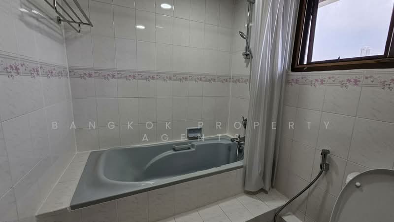 Sethiwan Mansion Sukhumvit 49, Bangkok, Soi Sukhumvit 49, Khlong Tan Nua, Watthana, Bangkok, 3 Bedrooms, 325 sqm, Condo For Rent, by BANGKOK PROPERTY AGENTS, 500301802 - DDproperty.com