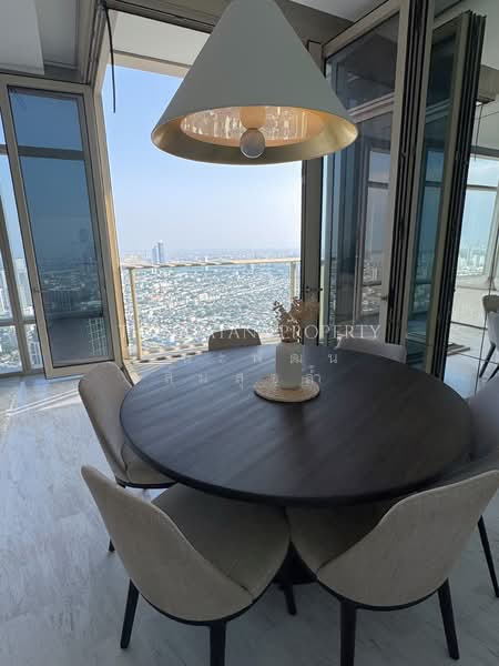 Four Seasons Private Residences : โฟร์ ซีซั่นส์ ไพรเวท เรสสิเด้นซ์, กรุงเทพ, 300 ถนนเจริญกรุง, ยานนาวา, สาทร, กรุงเทพ, 124 ตร.ม., คอนโด ขาย, โดย ธนะพัฒน์ ลิ้มสุขล้ำ, 500301810 - DDproperty.com